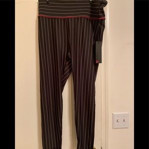 mono B 1XL Dressy Leggings 💕 Price Drop 💕